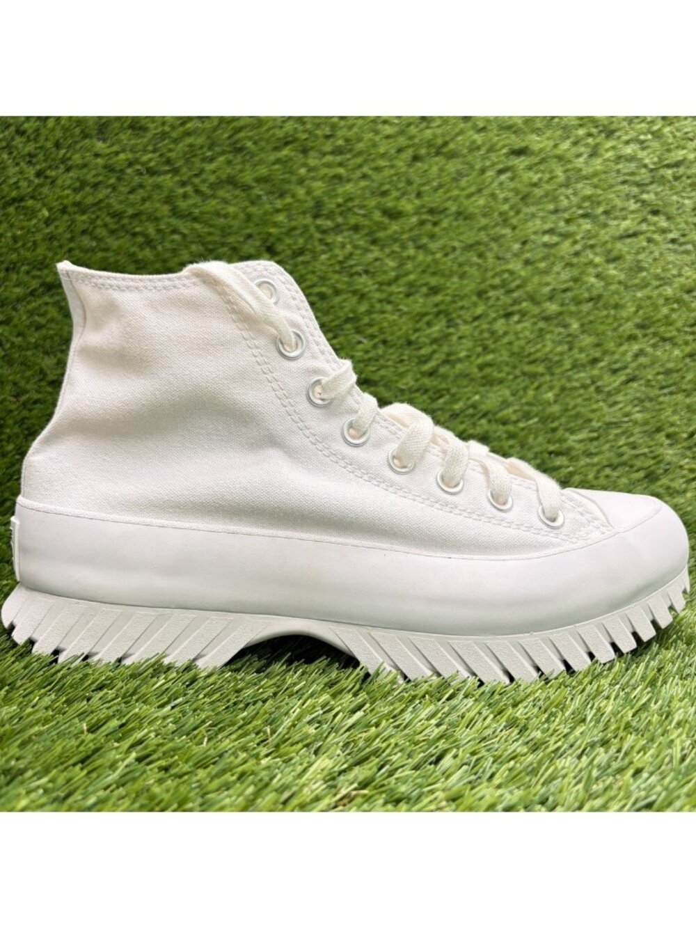 Converse Chuck Taylor All Star Lugged 2.0 Women Size 9.5 Platform Shoes Sneakers